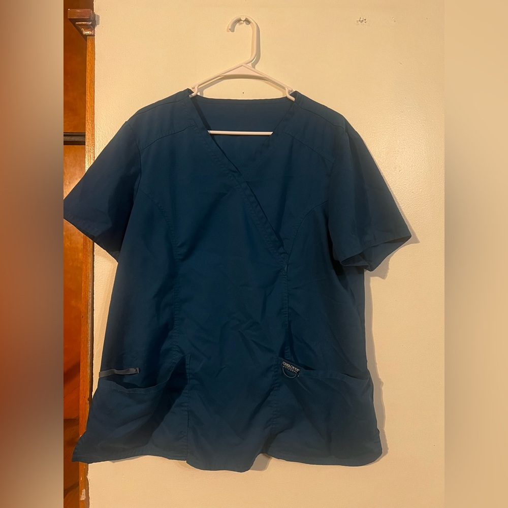 Cherokee scrub top